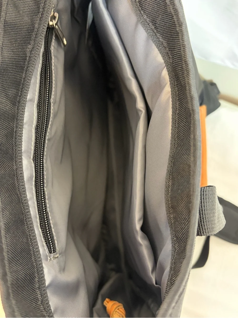 Eddie Bauer Black Canvas Tote Bag Brown Accent Handles - converts to a back pack
